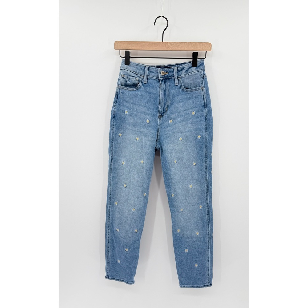 Hollister 90s Style Mom Jeans Ultra High Rise Daisy Embroidered Light Wash W25